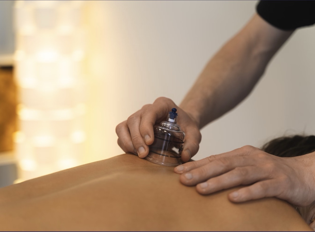 Schröpfmassage